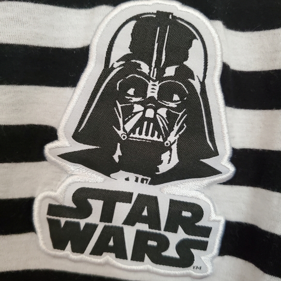 🎉3/$39 STAR WARS Cropped Striped Tee - Picture 5 of 10